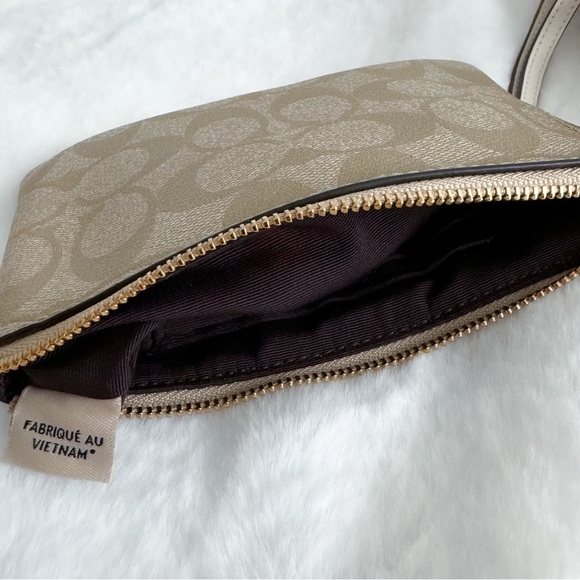 Coach Corner Zip Wristlet Wallet In Signature Canvas Cream White - Picture 7 of 12